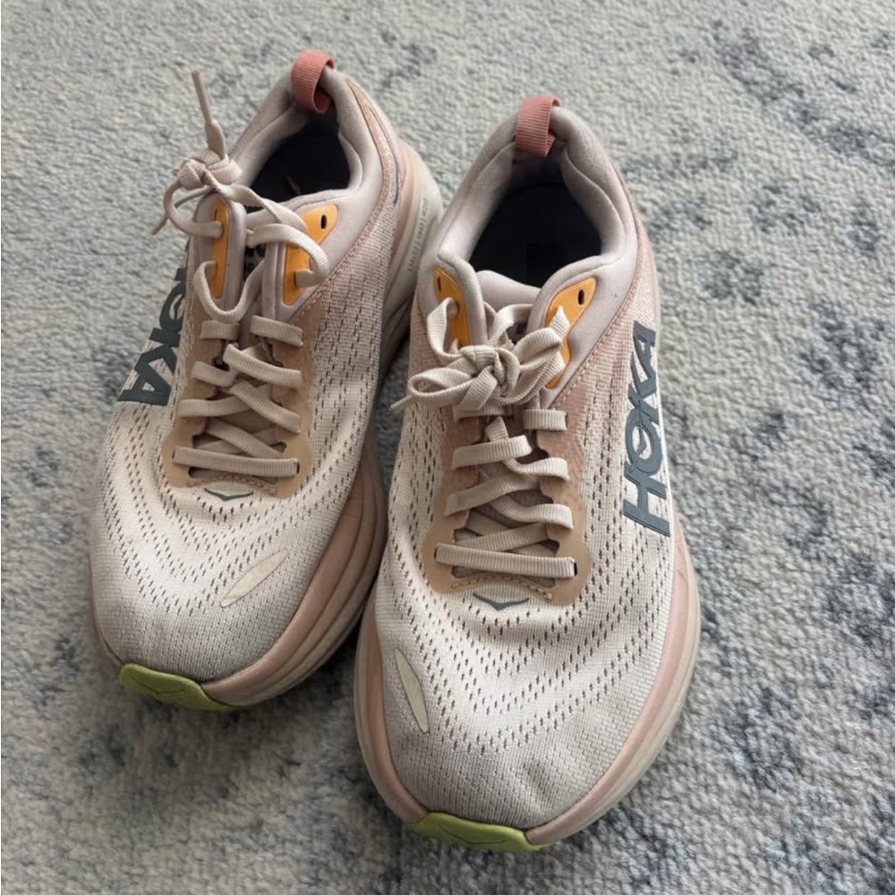 Hoka Bondi 8